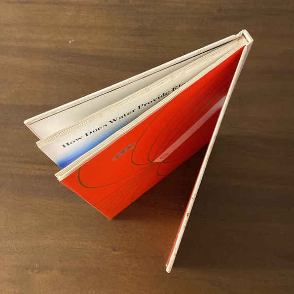 Kids Discover Telescopes and Wright Brothers and Time Life Physical Forces Books - Picture 7 of 16